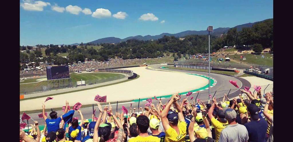 motoroscoe's tweet photo. Arbolino wins! #ItalianGP #Moto3 https://t.co/iVLqaqkUel