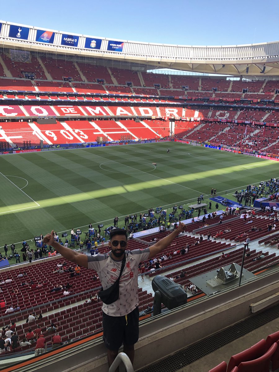 rajlfc9's tweet photo. Best night of my life https://t.co/YvKyWWAEUv