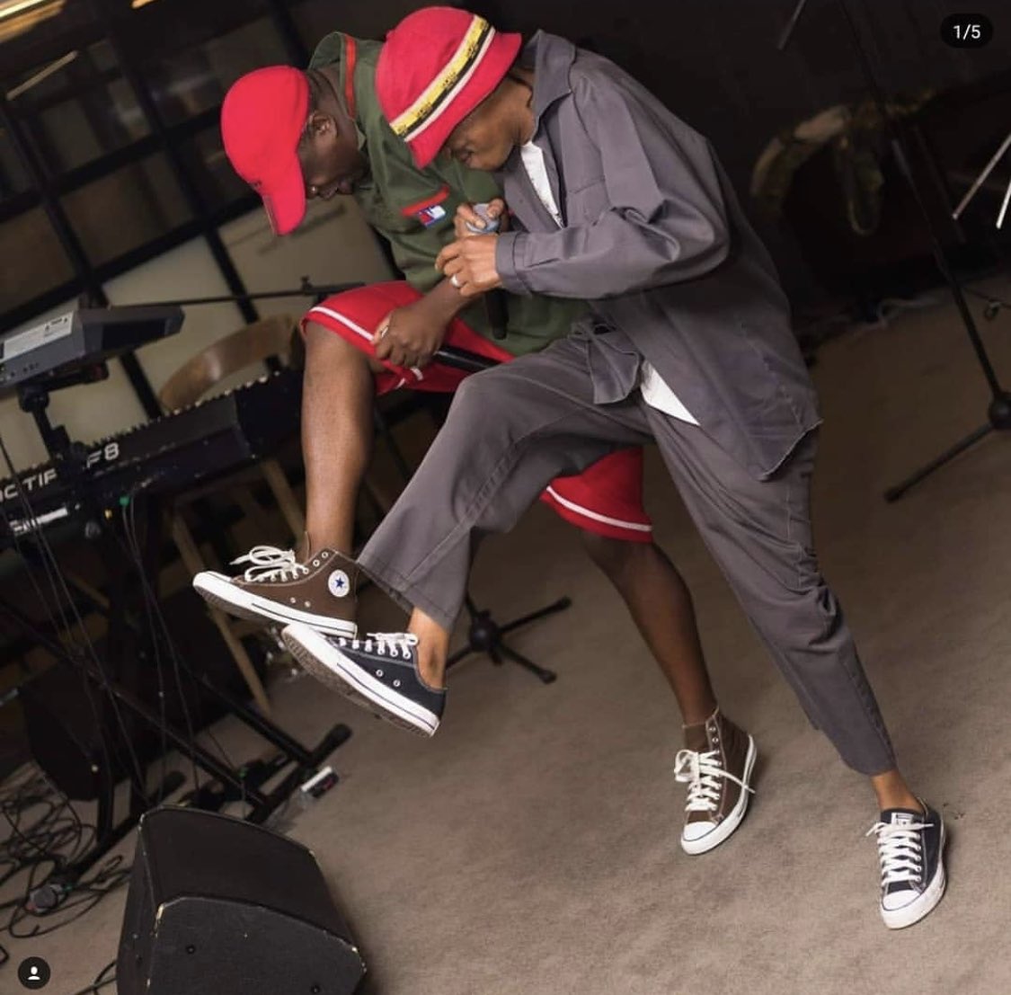 OskidoIBelieve's tweet photo. BEST KWAITO / GQOM / AMAPIANO ALBUM @thesamas_ 
💃🏽🕺
Spikiri — King Don Father
What a way to celebrate #kalawajazmee25thanniversary Congratulations to the King Don Father #kwaitorevolution 🍾🍷 https://t.co/vffphgrkYi