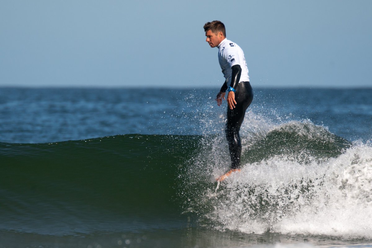 ISAsurfing's tweet photo. Men’s Grand Final is set:
🇫🇷 Antoine Delpero
🇺🇸 Cole Robbins
🇫🇷 Edouard Delpero
🇵🇪 Benoit Clemente
#LIVE on https://t.co/HVSc9oFR8H #ISAworlds #ISAWLSC https://t.co/Fy6KcGJ4cd