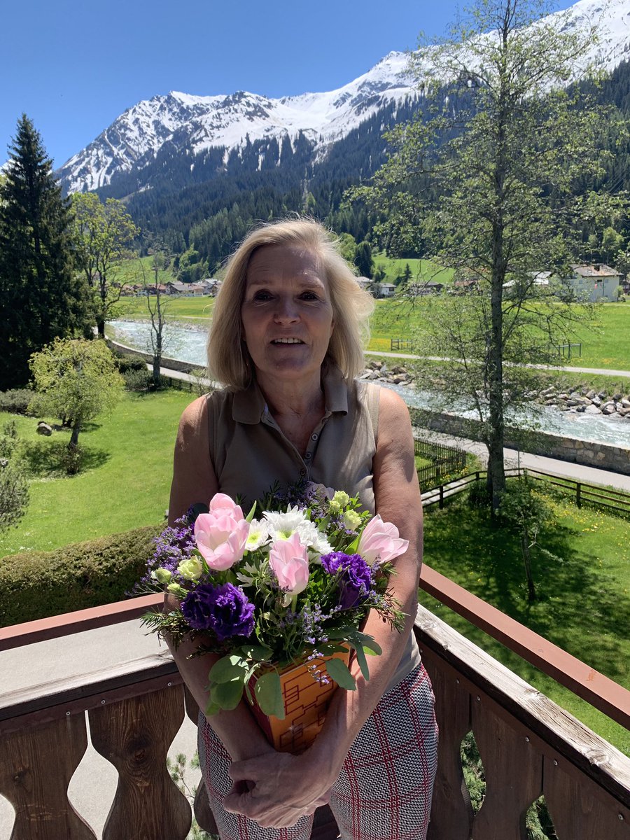 PPaltzer's tweet photo. Thank you @JardaKramer @OndrejMaterna @jordan_law21 @lesleywan @BenLegalTech @marie_BER @orsi_investcee #ILSF2019 https://t.co/GtKyh4CP4t