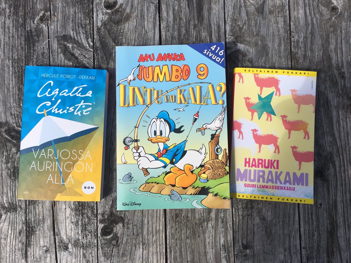 Maijatar's tweet photo. At last #summervacation 2019 #multireading #AgathaChristie #DonaldDuck #HarukiMurakami
and #eBook #ElizabethStrout #happy ☀️ #möksä https://t.co/3z2znyOPOY