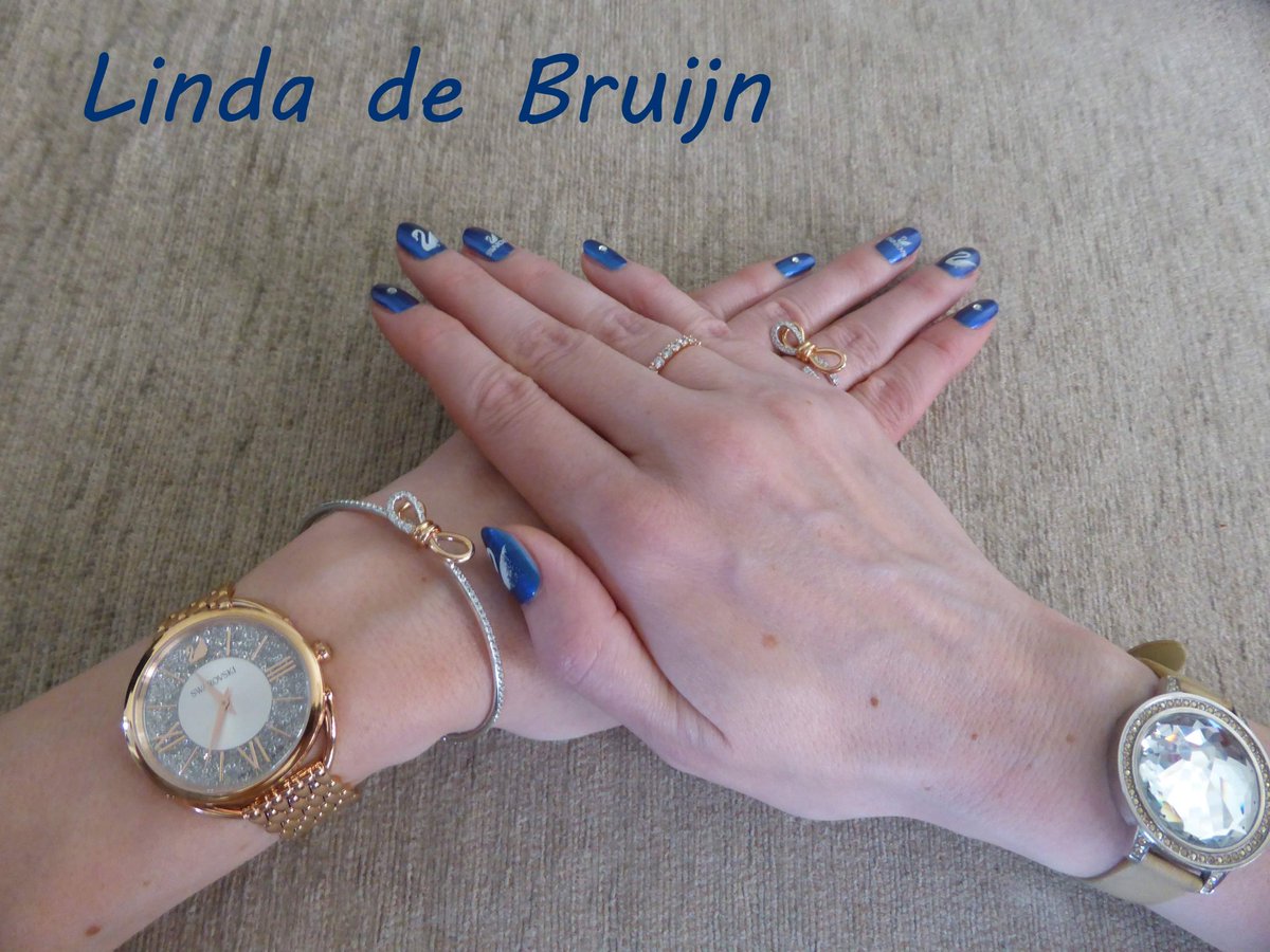LindadeBruijn3's tweet photo. Swarovski nailart #nagels #nails #nailart #nailsaddicted #stamping #stampingnailartaddict #mundodeunas #Swarovski https://t.co/ICNCvvZPMk