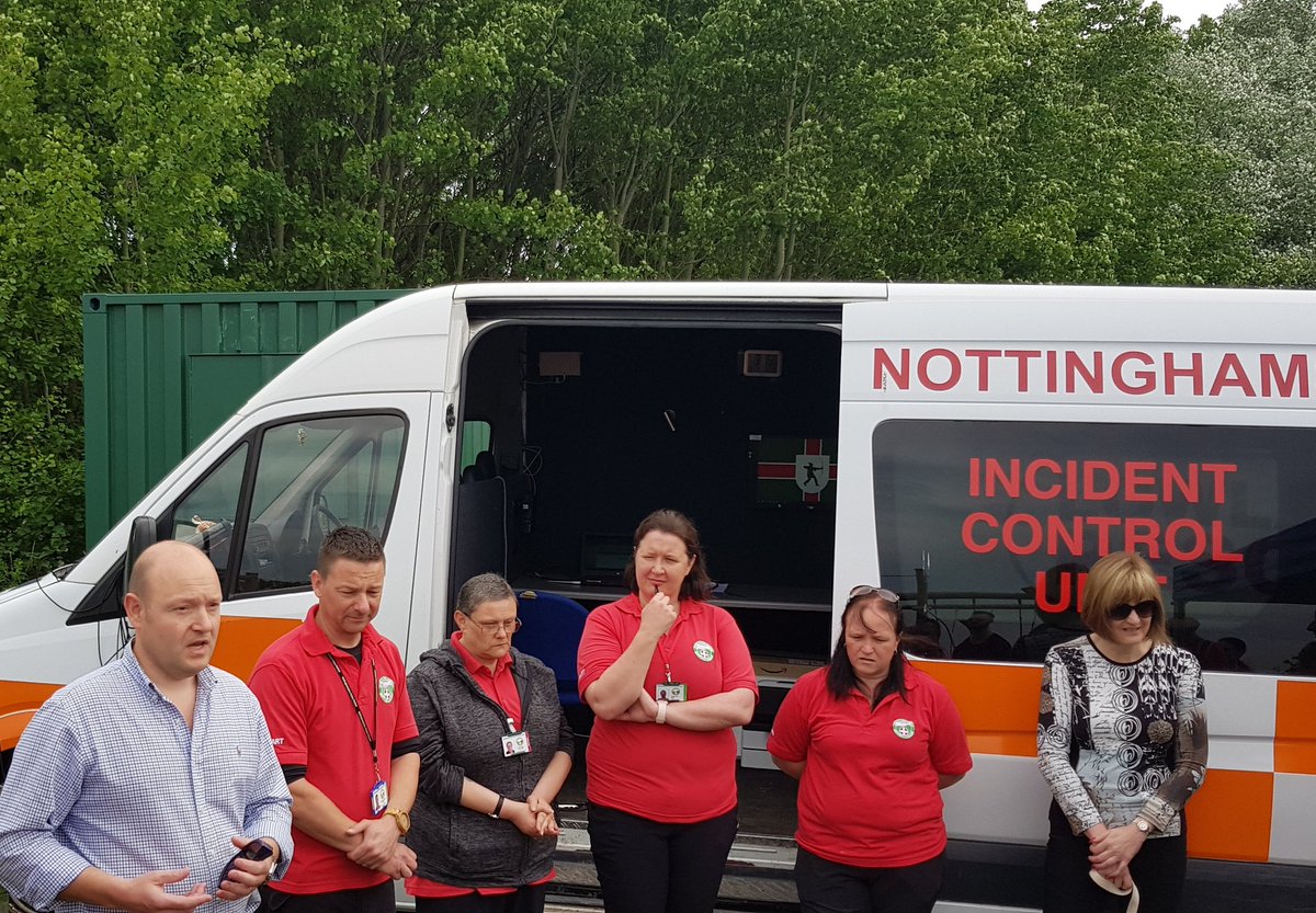 NottsSART's tweet photo. Marking #VolunteersWeek with a bang we're #proud to announce that #Nottinghamshire #LowlandRescue team have been selected as @nottspolice #chiefconstables #charity of the year!
A pleasure to have Mr Guildford join us this morning for our exercise @GedlingBC #countrypark https://t.co/PwbhxTR76A