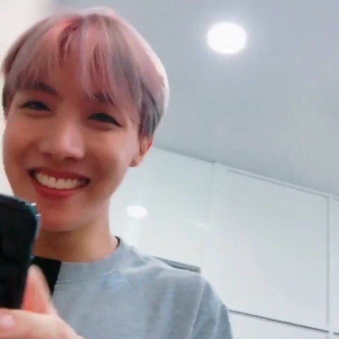 _____peachope's tweet image. 垢新しくしたのでお友達ください⸜❤︎⸝‍

︎︎︎︎☑︎ほびぺん🐿
︎︎︎︎☑︎99line
︎︎︎︎☑︎同ぺんさん・他ぺんさん◎◎
︎︎︎︎
色んな人と絡みたいです(   ᷇࿀ ᷆  )
#ARMYと繋がりたい #armyいいねくれた人フォロー  #armyさんと猛烈に絡みたい #armyRT拡散頼む