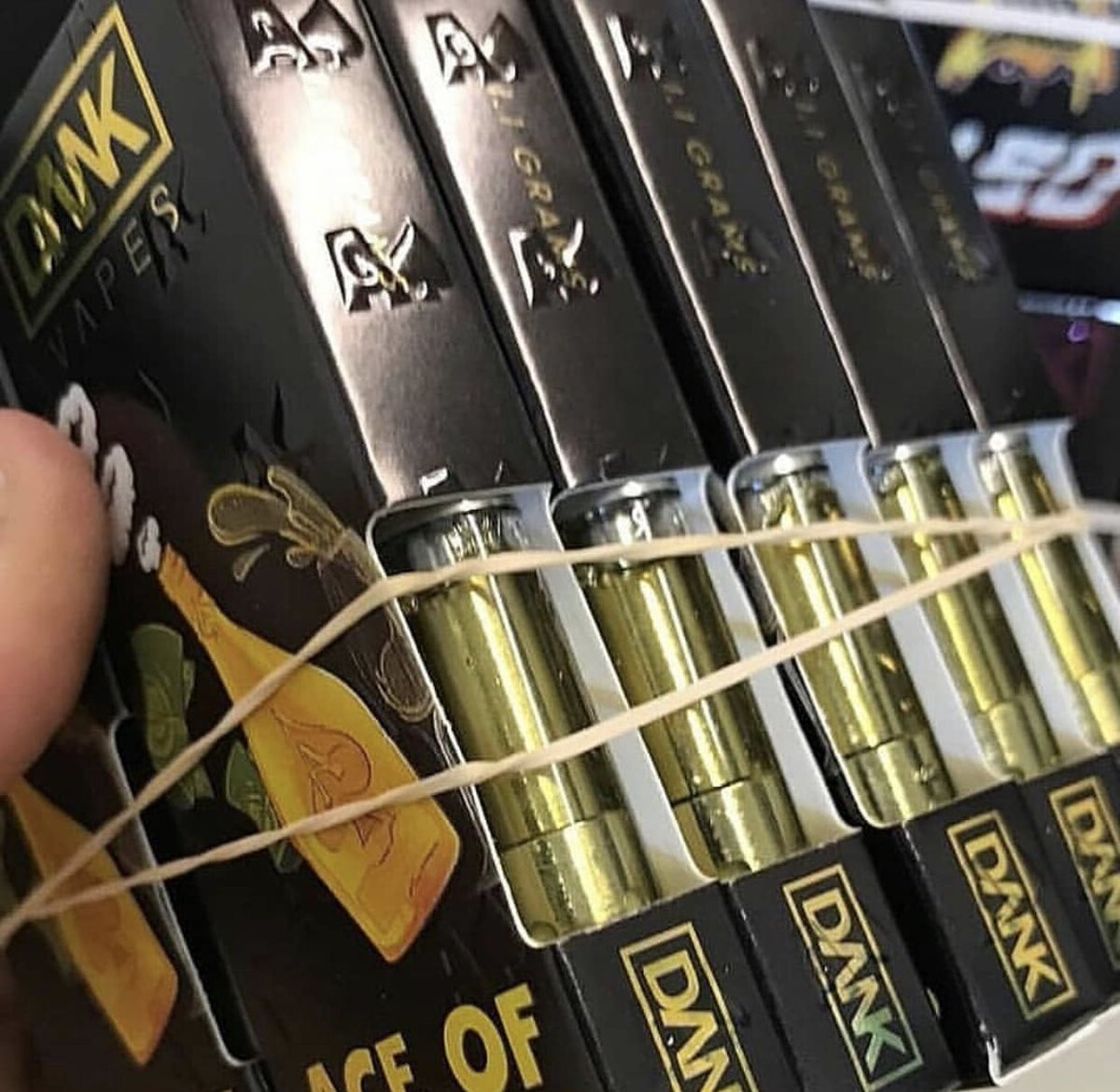 DankvapesS's tweet photo. 🔌⛽️🔥📲+1(209)6833384 https://t.co/aK8YdyldRc