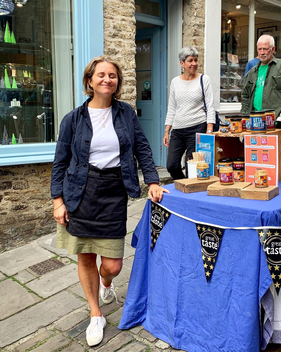 uttanutta's tweet image. We are here in our usual spot balancing on the hill and praying for sunshine ☀️ 
#frome #fromeindependent @morethanamarket #marketday #localfood #Somerset #smallbusinessowner #foodie #shoplocal #greattaste