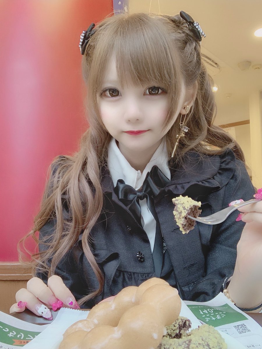 1298adgj's tweet photo. 要りかヤバァ、、加工ヤバァ https://t.co/fcbSVGINcB