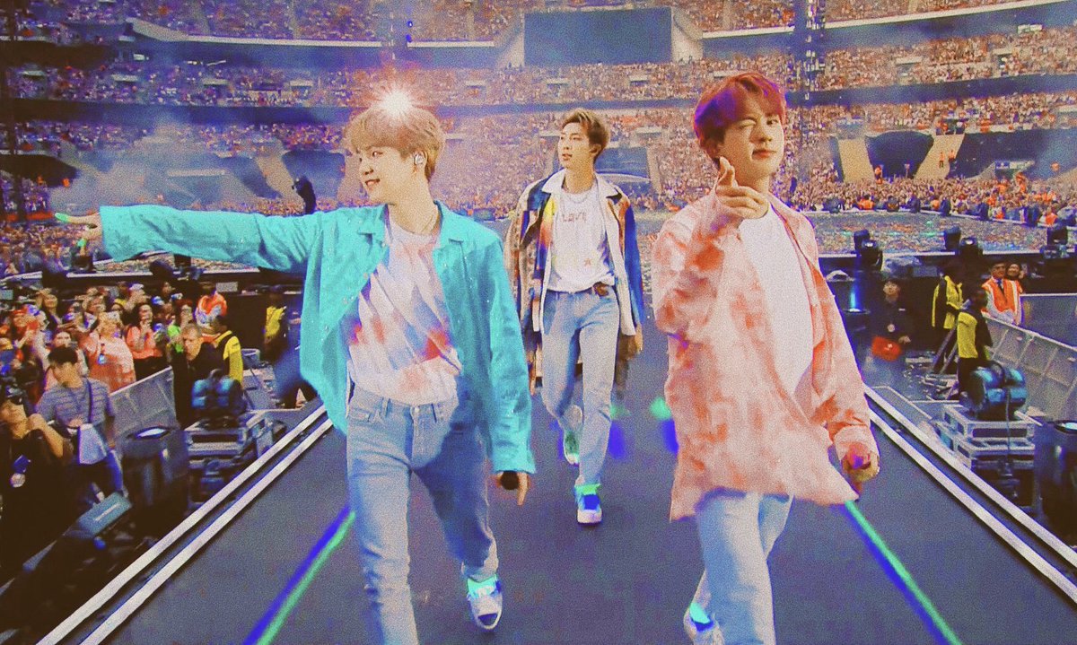 BTSorbit's tweet photo. 우리 그 자체로 빛나 @BTS_twt https://t.co/92qYL72YR5
