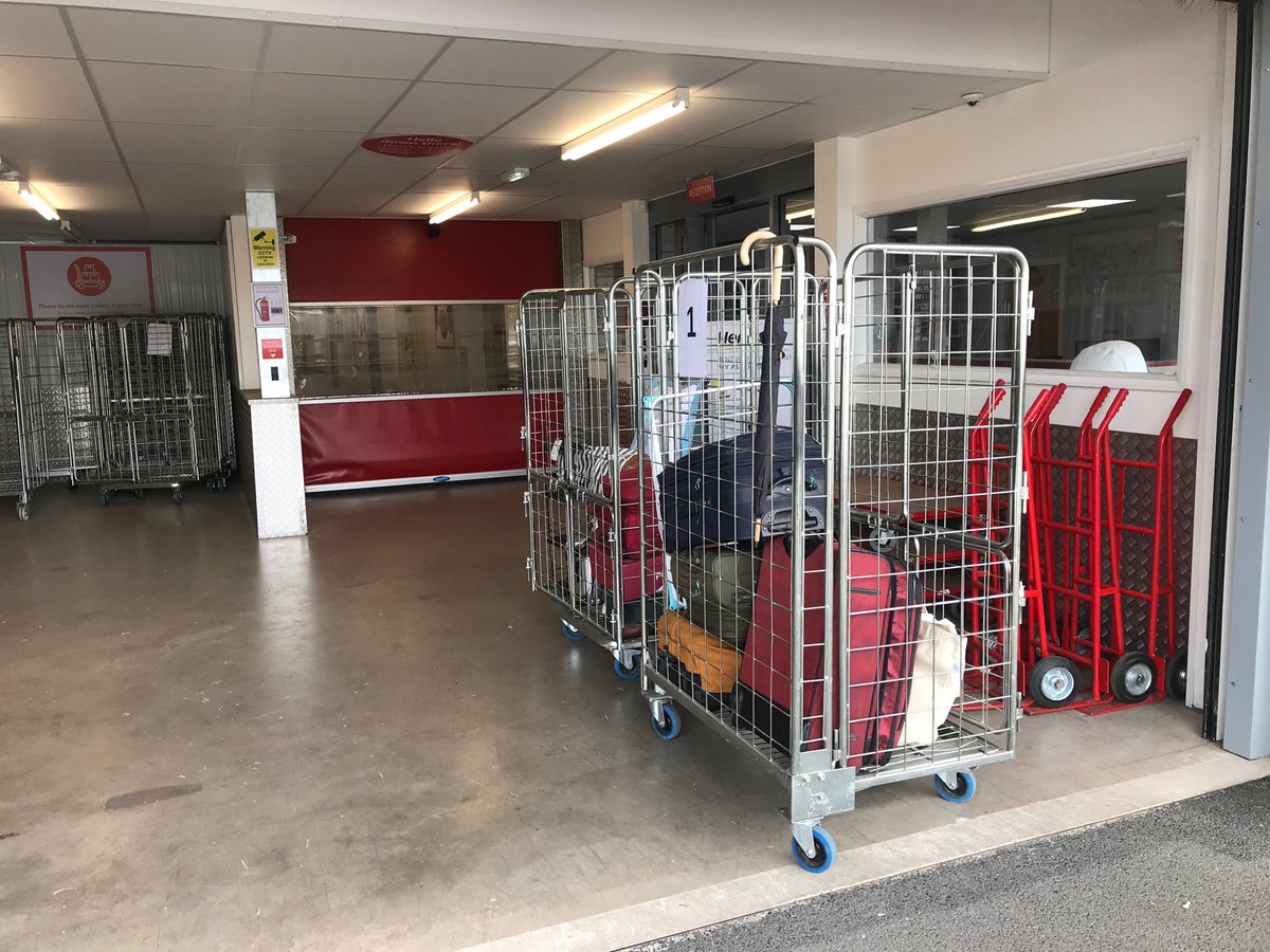 SDSolutionsPH's tweet image. Helping out Aayra get her goods stored before summer break #storagebase #subath #universityofbath #bathspauniversity sdsolutionsgroup.com/studentservice…