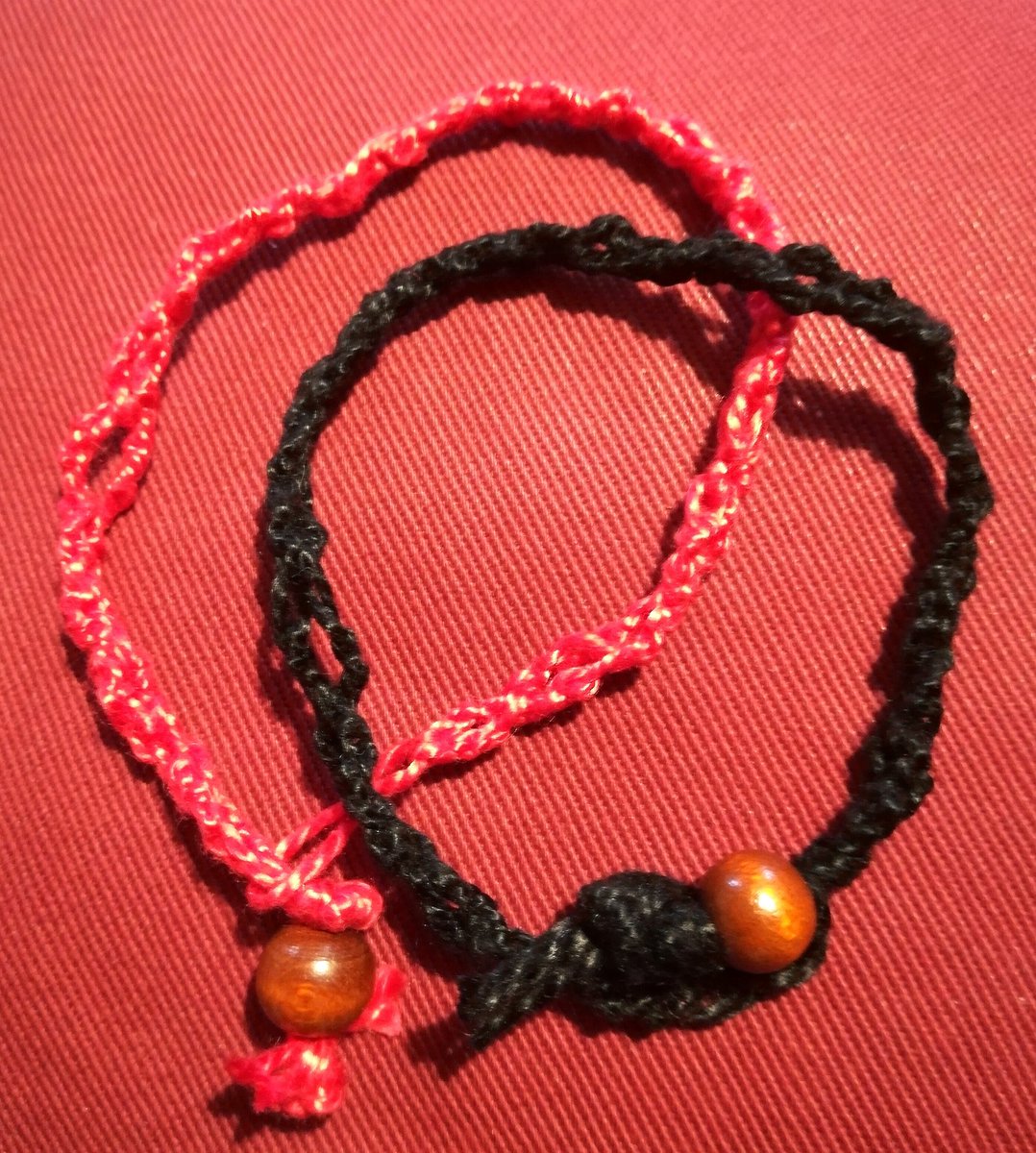 StefsThoughts4U's tweet photo. #SundayThoughts Two nice little lightweight macrame bracelets that I think I'll be wearing often. Can't even feel them on my wrist. Think I'll be adding to this collection with more summer type colours! #etsy #memake #HandmadeHour #macrame @JudithThomson14 @handmadebritain https://t.co/6we23enBat