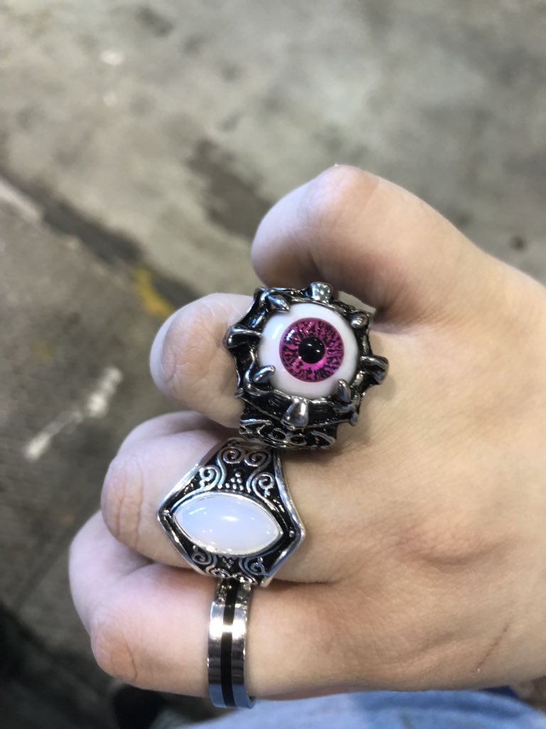 azirachu's tweet image. acquisti #Bgeek2019 #Bgeek 💖💖