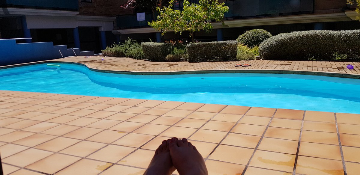 AnnaCasado's tweet photo. Estrenem temporada d'estiu. #mitjavida #elsolemdonavida https://t.co/FZv0HD9WrA