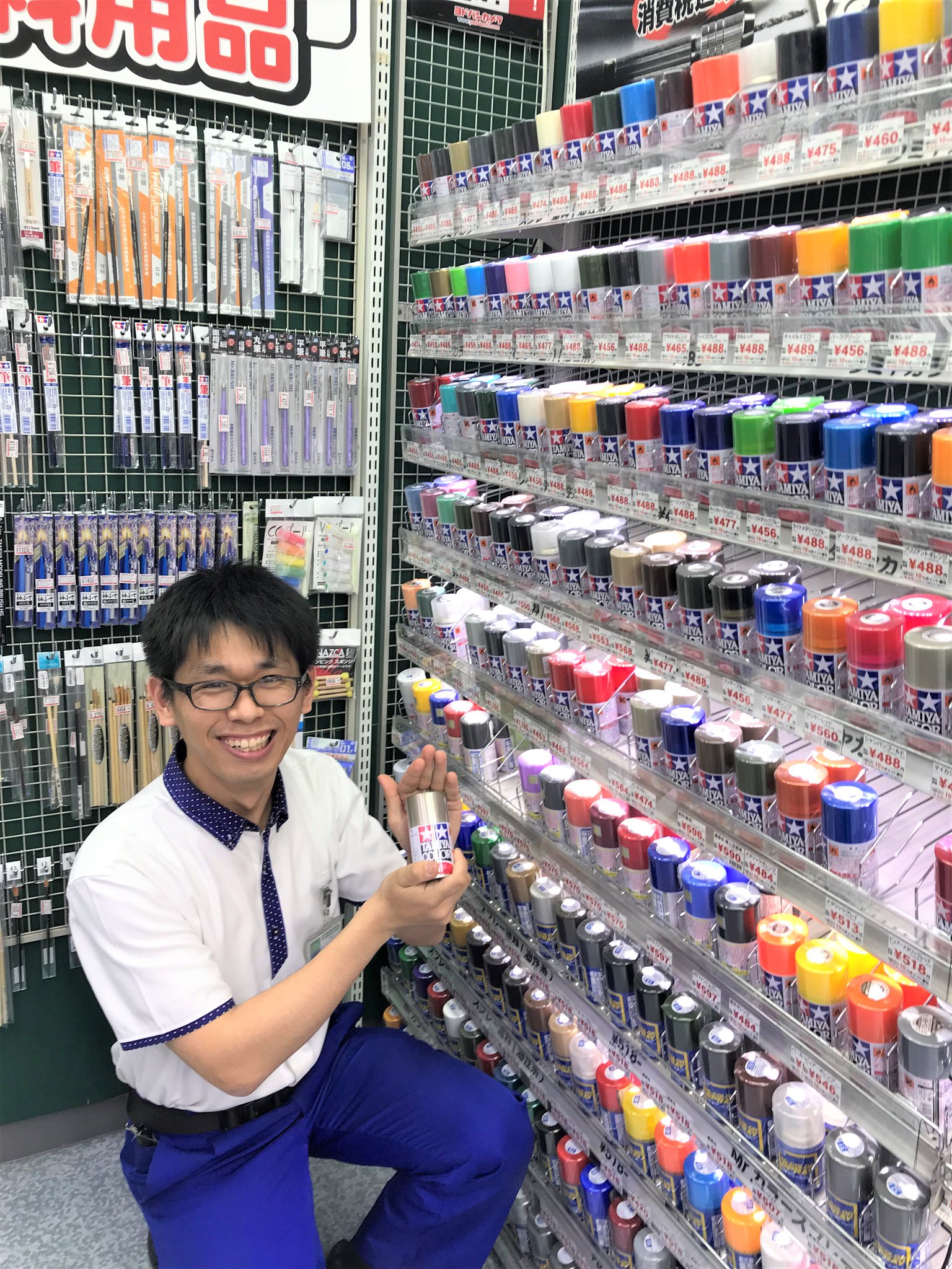 ট ইট র ヨドバシカメラ 新宿東口 塗装 で自分だけの一体を作る プラモデル 作りの醍醐味と言えばやはり塗装ではないでしょうか 当店ではプラモデル用 塗料 や筆を数多く取り扱っております T Co Dkwtlutwzs 工具や用品選び 塗装方法