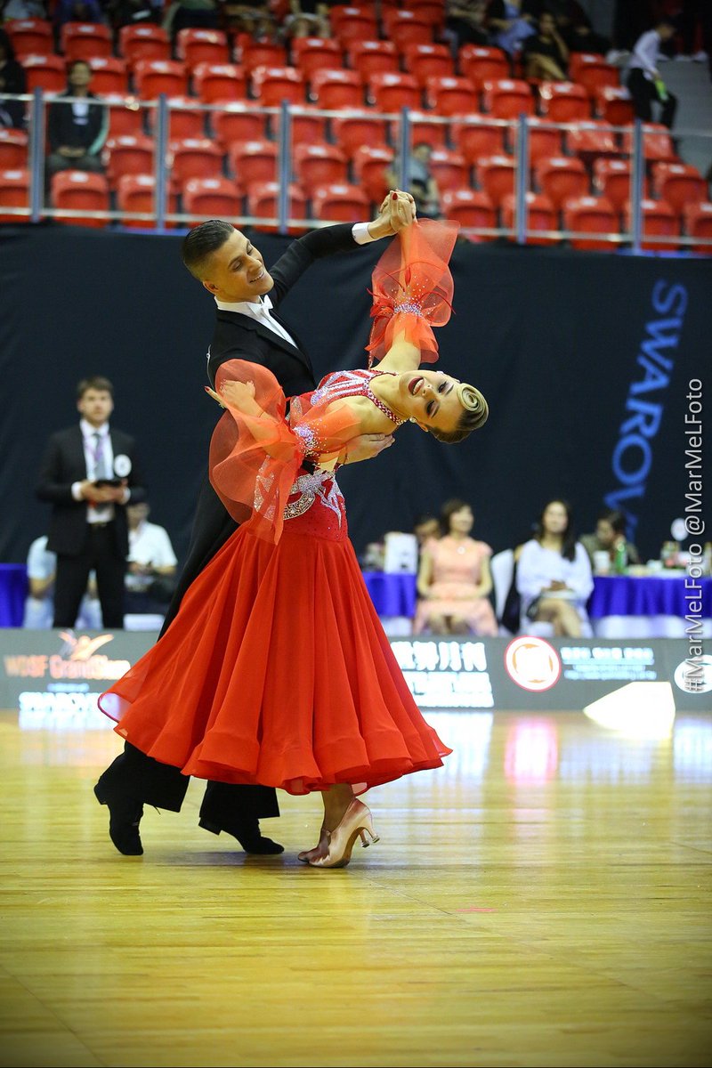 wdsfdancesport's tweet photo. What a final! Francesco Galuppo-Debora Pacini, Evaldas Sodeika-Ieva Zukauskaite, Alexey Glukhov-Anastasia Glazunova, Evgeny Moshenin-Dana Spitsyna, Evgeny Nikitin-Anastasia Miliutina, Vaidotas Lacitis-Veronika Golodneva.
#wdsfgrandslam #flodance #swarovski
(Photo: MarMelFoto) https://t.co/1BgHyO98tB