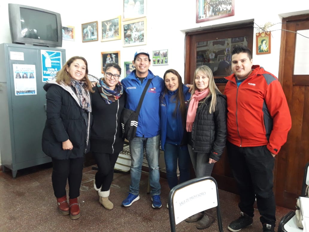El equipo de coro de Rosario de la frontera. Completo y planificando para la tarea educativa y el compromiso con su comunidad. <a href="/UrtubeyJM/">Juan Manuel Urtubey</a> <a href="/aniberruezo/">analia berruezo</a> <a href="/fguillesaavedra/">GUILLERMO SAAVEDRA</a> <a href="/artydance23/">Gilda Rodríguez</a>