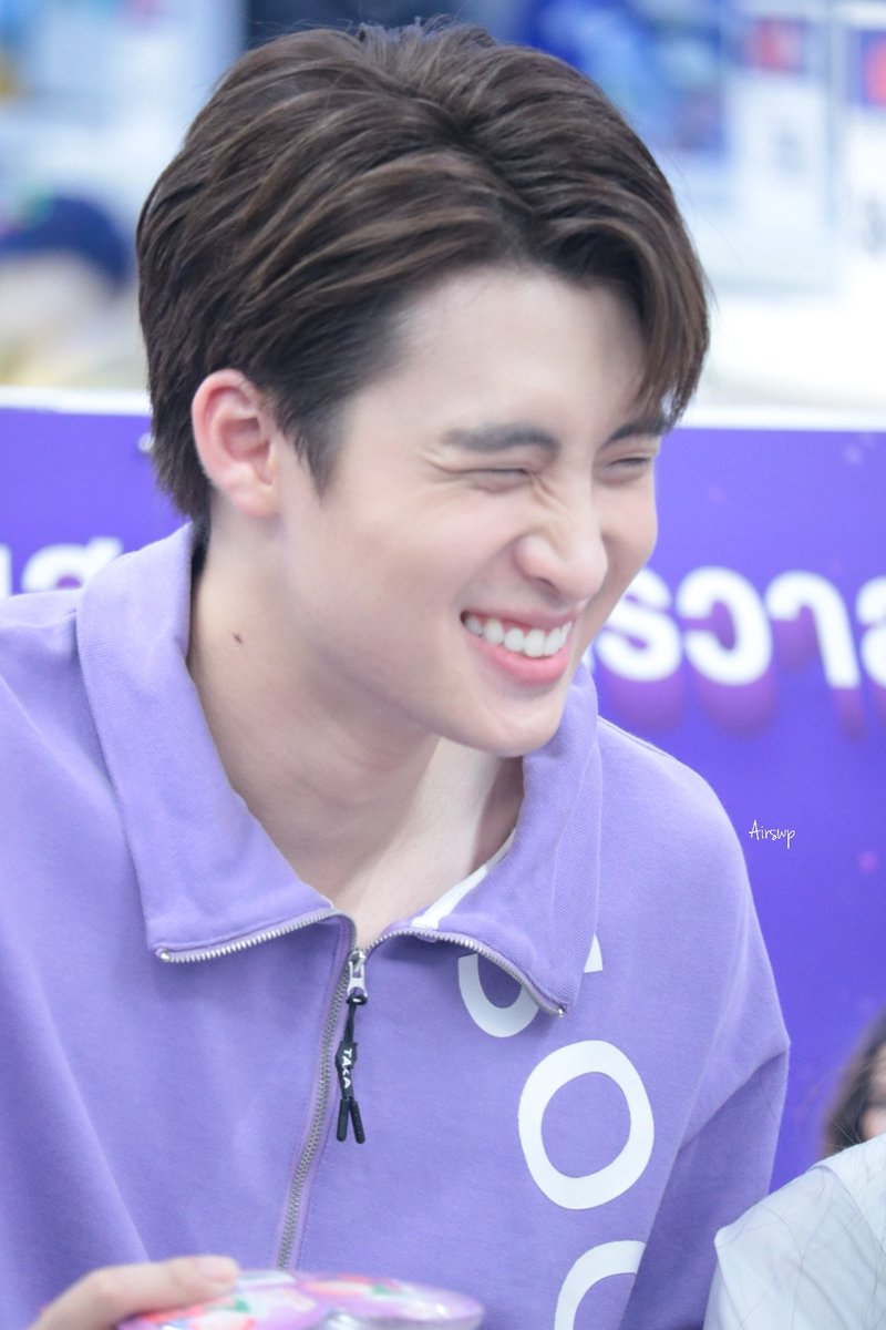 Airswp_'s tweet photo. [02.06.19] มีความสุ���แหละดูออก5555
#MeanPhiravich
#โยเกิร์ตแห่งจักรวาล 
@m34nismind https://t.co/DdtVHrtwMM