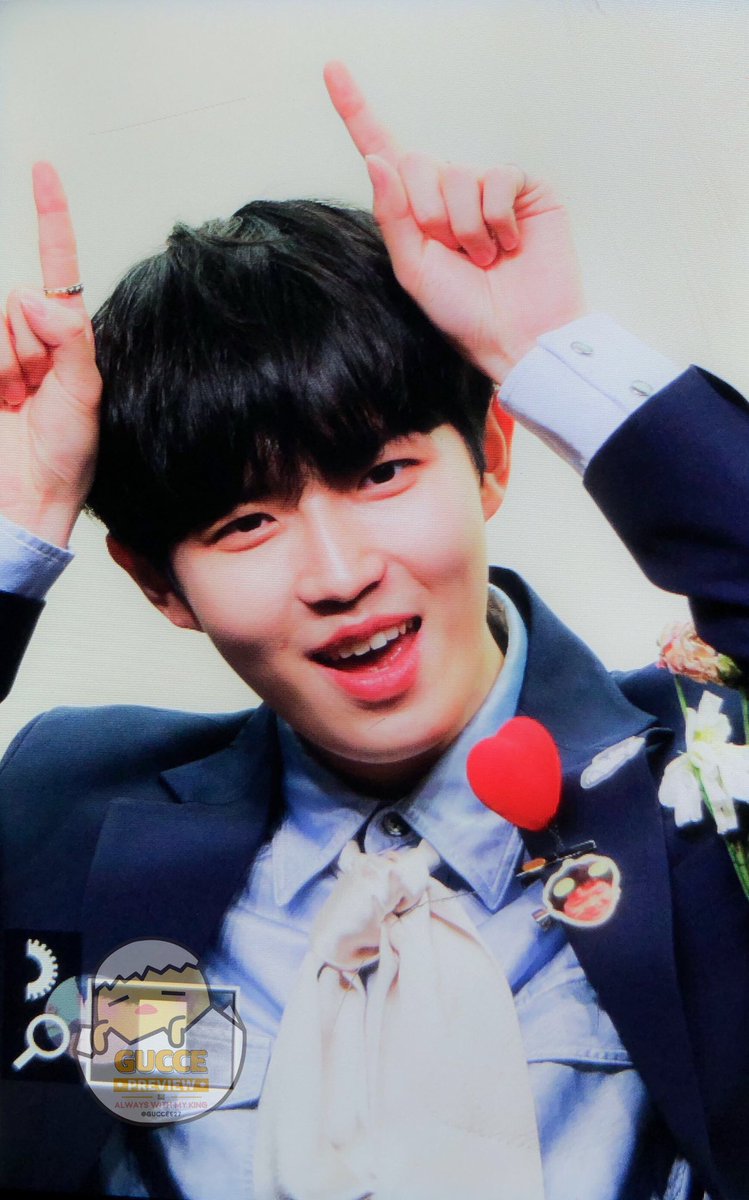 190602 Another 팬사인회

#김재환 #재환

베스트 포즈 세개😭😭