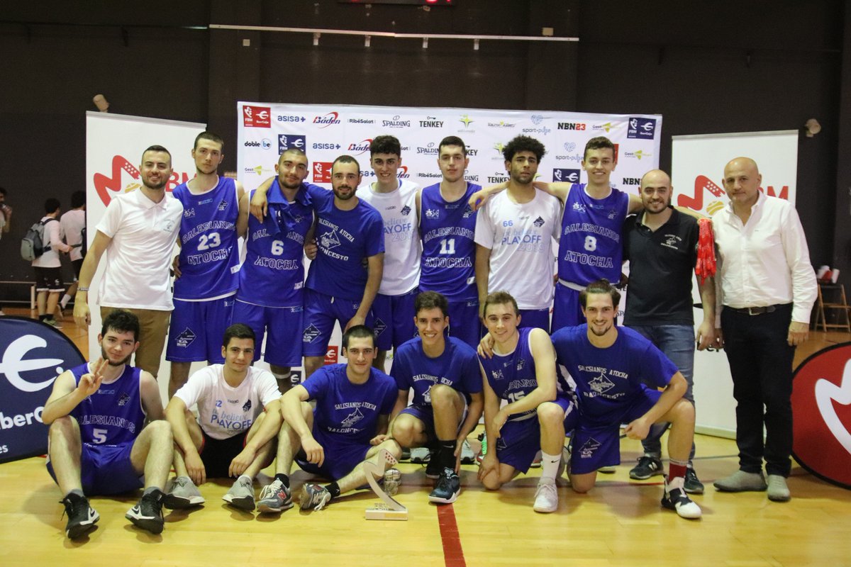 FBMadrid's tweet photo. Así ha terminado una extraordinaria fase final de Sub'21 Oro #F4Sub21, celebrada en el CDM Antonio Díaz Miguel
Campeón: @ColegioTajamar
Subcampeón: @basketatocha
Tercer clasificado: @DistritOlimpico
Cuarto: @CBZentro https://t.co/pQFnxThQYK
