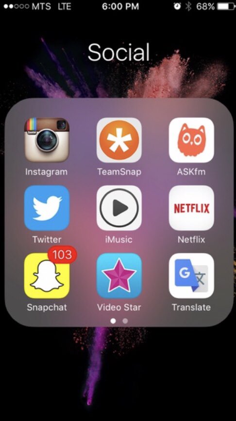 brezzy_04's tweet photo. Her: I literally don’t talk to anyone

Her Snapchat: https://t.co/7H8Lo0O7hF