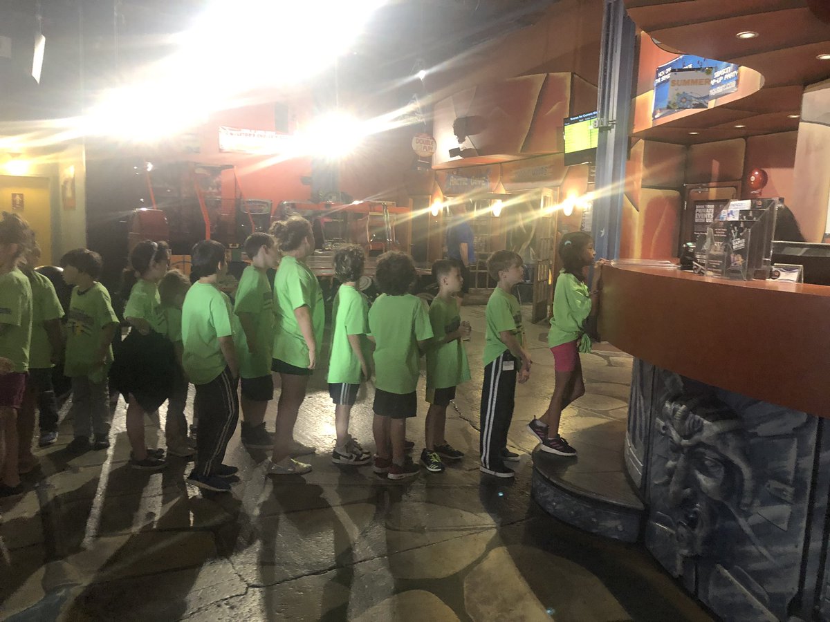 TulpySTEM's tweet photo. Bethel 3rd graders went to @LaserQuest Wyomissing this week for their field trip! They learned how light reflects and refracts during the game and then got to play laser tag! It was an exciting, educational day! #tulpypride #tulpySTEM #stemeducation https://t.co/1eAfdJwZ2n