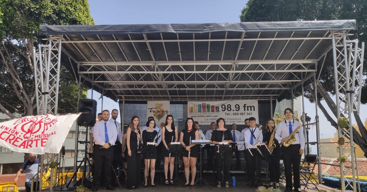 Damos por finalizado nuestro concierto perteneciente a la #PrimaveraMusical2019. 

Gracias a todos los que nos dedicaron un ratito para escucharnos y a Tejina2019 por cedernos el escenario.

¡Nos vemos en la próxima!