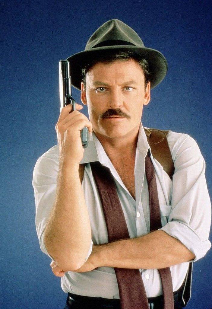 Happy Birthday to Stacy Keach who turns 78 today! Pictured here as Mike Hammer. 