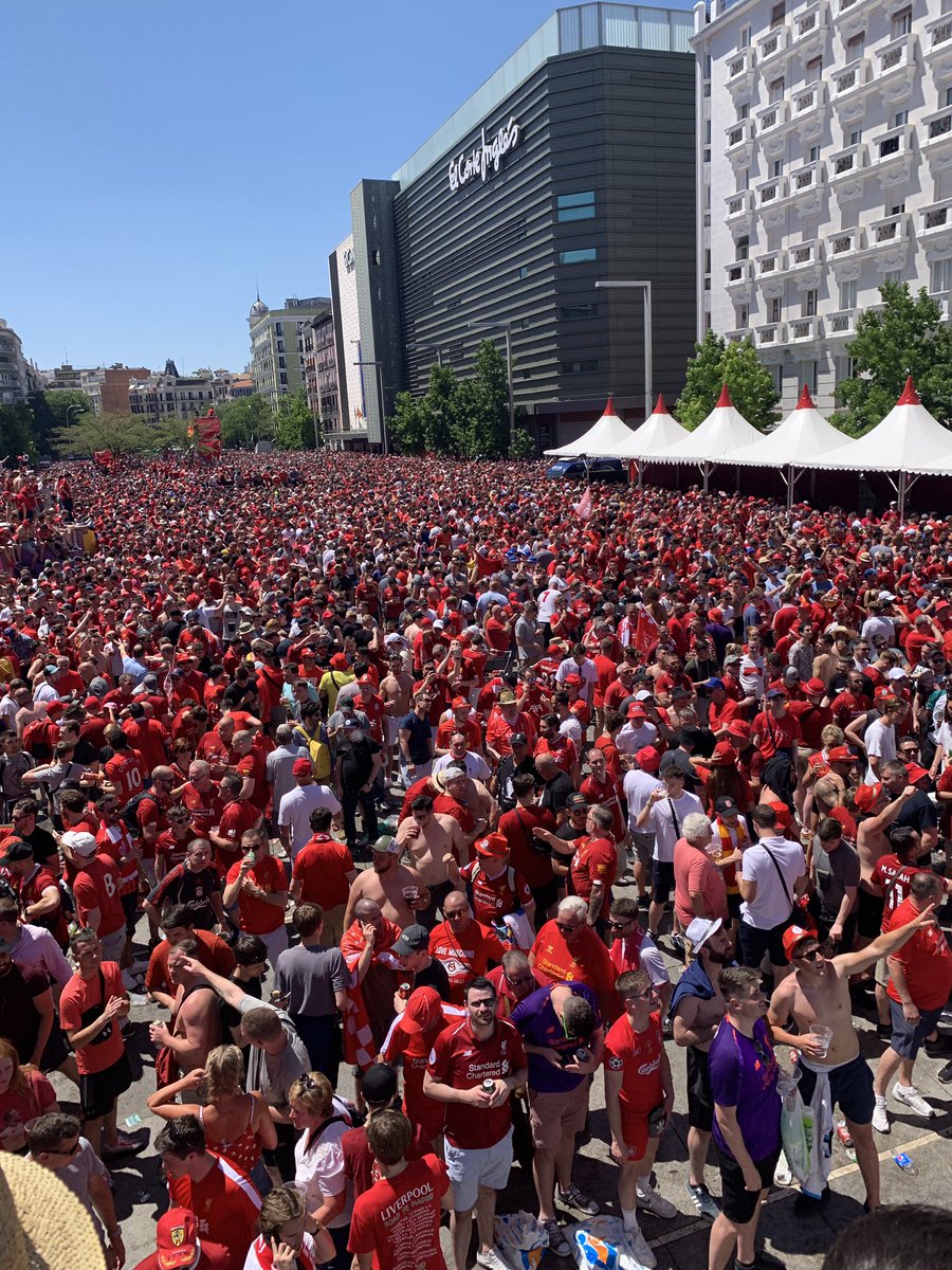 Scottwalder's tweet photo. Epic atmosphere , epic result #ynwa https://t.co/G3tDJJb4oe