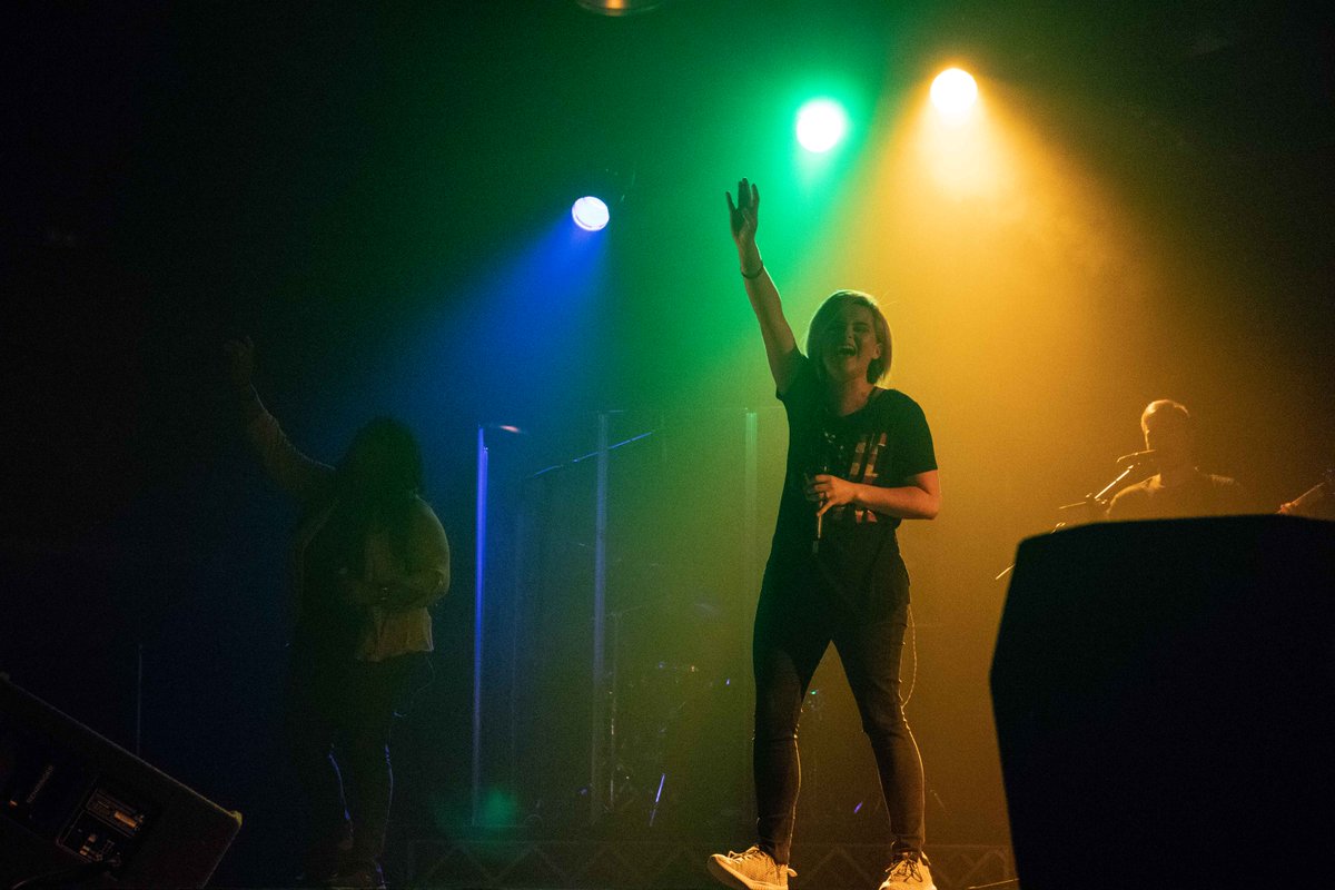 “When you believe what Jesus says, you can experience who Jesus is.” - Pastor Mark 

Raise your hand if you’re ready to experience Jesus this morning! Join us for more of #Logos at 8:30, 9:45, or 11:00 AM. See you at The Park!