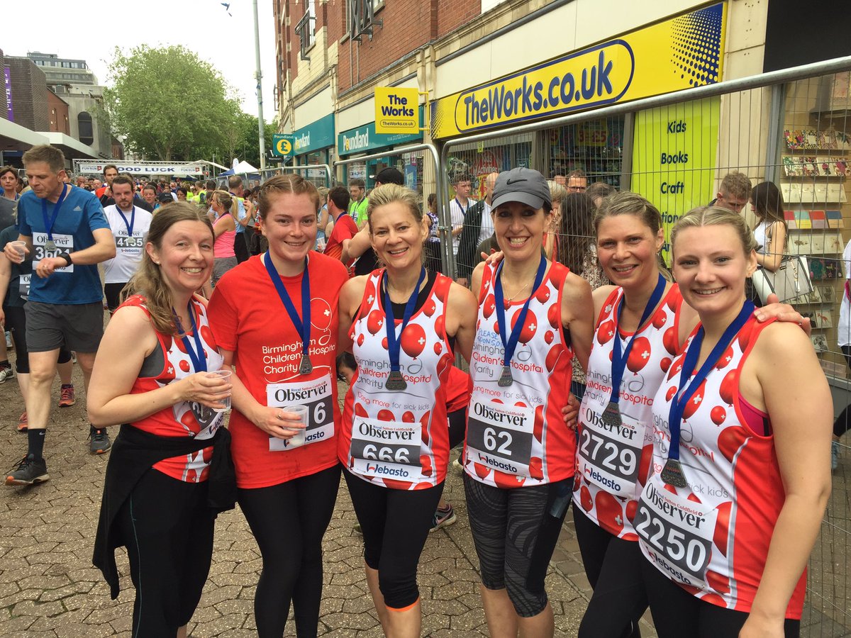 Amazing time today at the @greatmidsfunrun - well done to everyone who took part, and to my fellow runners supporting <a href="/Bham_Childrens/">Bham Children's Hosp 💙</a> 🎈🎈