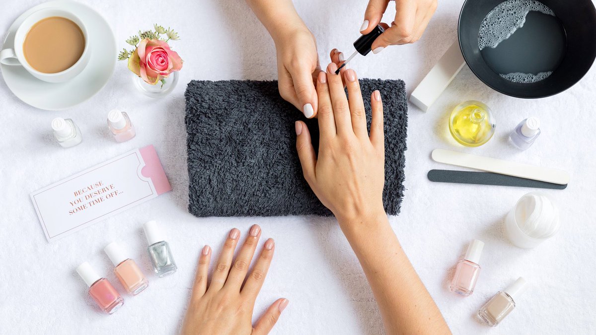 Gm <a href="/WoodholmeES/">Woodholme ES</a> ! The PTA is asking that all teachers please signup for their FREE Spa day...massages /manicure it’s tomorrow June 3rd!!! Two separate signups, rescheduled Teacher Appreciation Week Gift🎁 🎈🤗😀😀@Teresa_A_Young