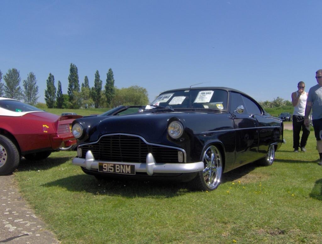 My project will live like she did in the 90s soon...😈#zodiac #zodiaccar #capri #ford #1960s #car #vintage #vintagecar #hotrodsandmusclecars  #hotrod #frankenstein #rockabilly #musclecar #british #cool #loud #v8  #rocknroll #sinister #black #blackcar #fastback #petrolhead #retro