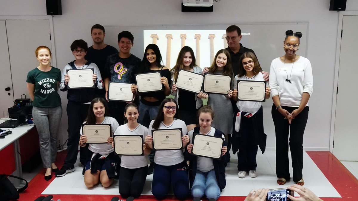 dr_aclifton's tweet photo. Congratulations to the Mizzou K12 Middle School Certificate Recipients of @colegiomagno! We are so proud of your accomplishments! @MizzouEducation @MizzouK12 https://t.co/kK9CNhtZa8
