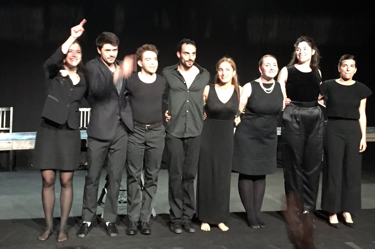 jsolervicens's tweet image. un #RicardIII essencialitzat, estetitzat i embolcallat amb Händel, Lou Reed i Queen

#RicardIII #richardthethird #Shakespeare @raimonmolins @EscenariBrossa @MarcSsole