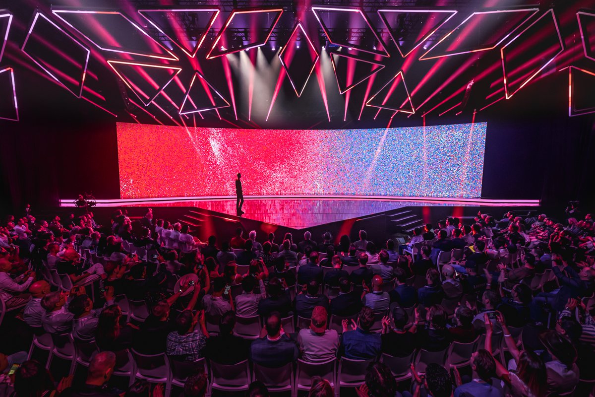 Missed last night’s #B1June KeyNote? It’s up now and covers everything from #Voice to #EOSIO2 + our new industry collaborations with <a href="/coinbase/">Coinbase 🛡️</a> and @yubico - thanks to all who’ve joined us so far block.one/june1/