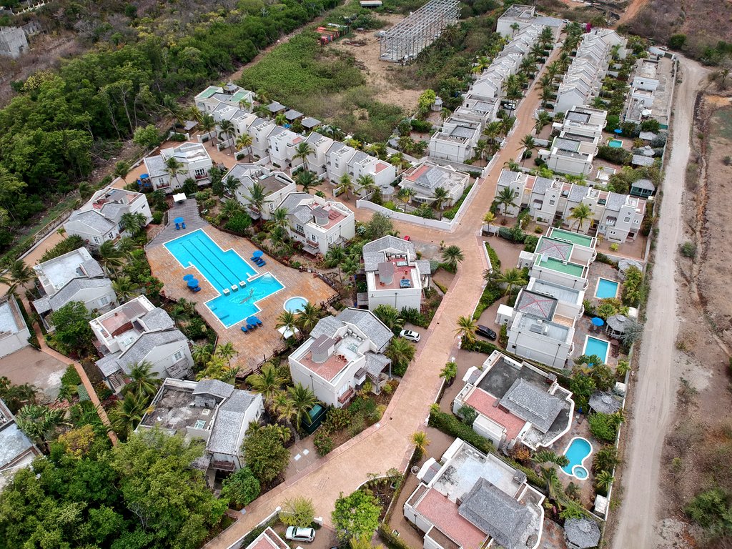 buffyute88's tweet photo. A few shots from #CapEstate and #CasEnBas #dronephotography #djicaribbean #dronelife #StLucia #island #views https://t.co/6mSIi7d5Uw