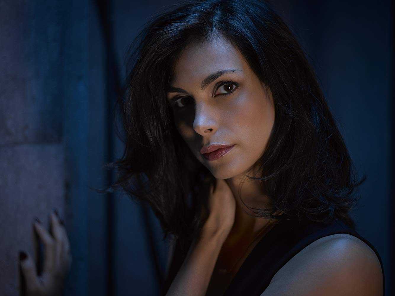 Happy 40th birthday to Morena Baccarin ( star of FIREFLY, GOTHAM, DEADPOOL, V, STARGATE SG-1 and more! 