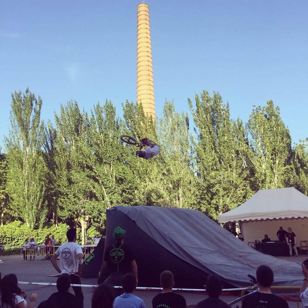 CincaSport's tweet photo. #cincasport #Huesca #Monzón #FeriasMonzón #deporte #sport @AytoMonzon https://t.co/bVJltBw7aR