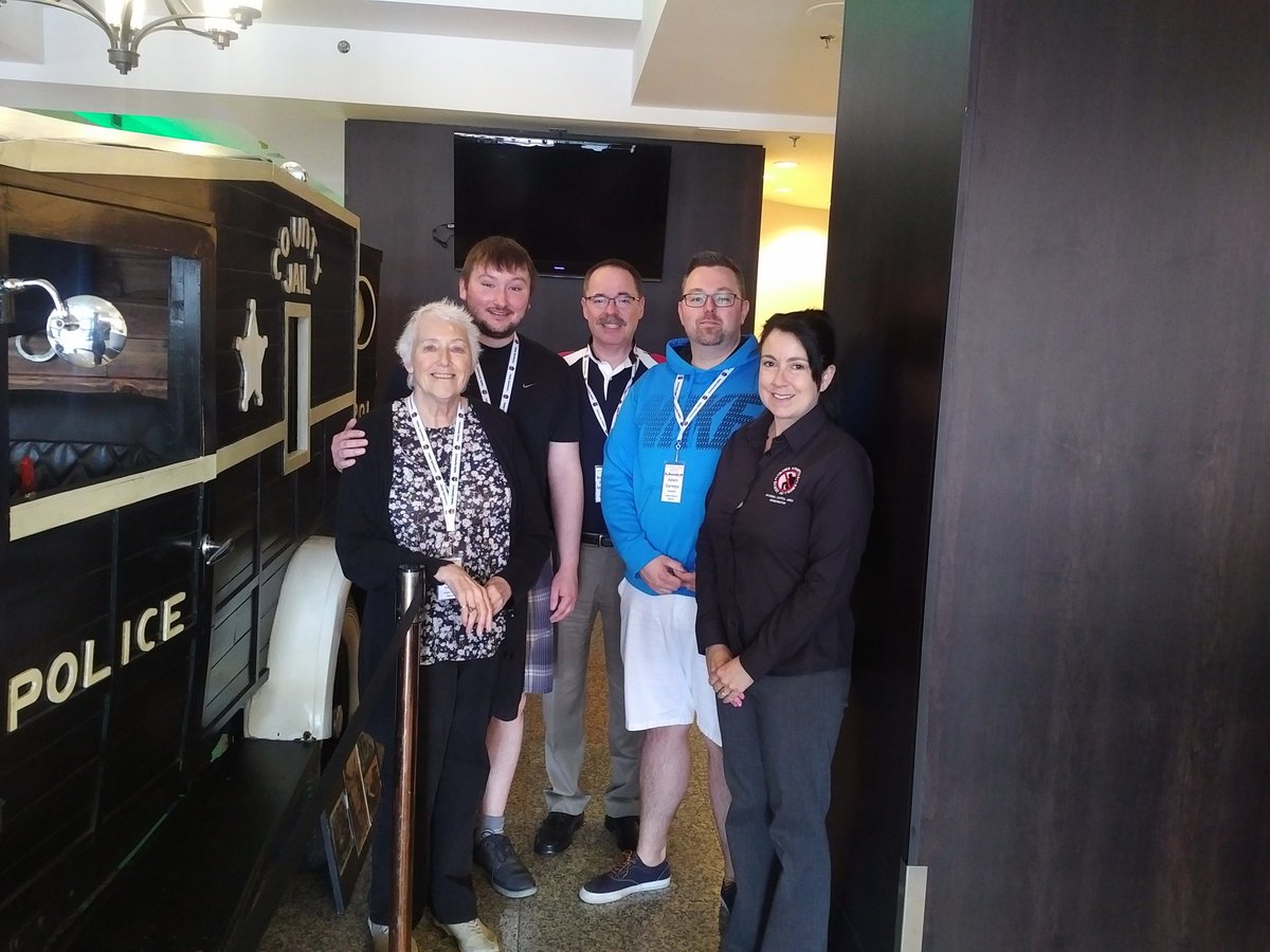 Always nice to catch up with <a href="/CrimeStoppersSF/">Smiths Falls C.S.</a> team at #OACS2019 #OACSWindsor <a href="/CSOntario/">ONT Crime Stoppers</a> Training Conference.  #Networking #EasternOntario