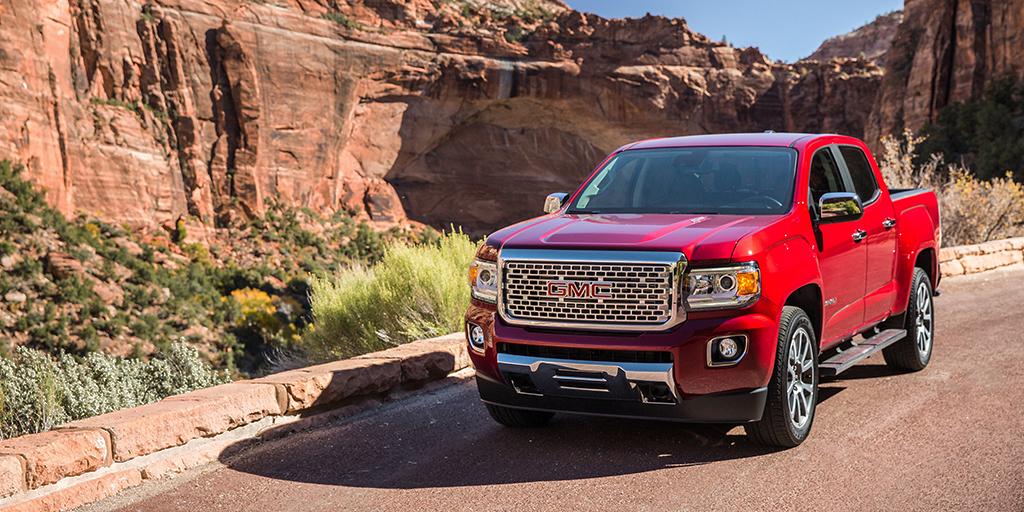 GMC's tweet photo. Get an up-close look at your scenic drives. #GMCCanyon #Denali #TruckMonth https://t.co/9eSJjOXs2C