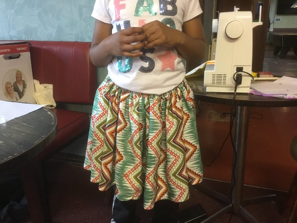 CarnivalPreston's tweet photo. We made skirts this afternoon, ideal for costume creation for @CarnivalPreston learning new skills on the run up to carnival on 23 June @ace_national @ace_thenorth @UCLan @CGAPreston #preston #jalgos #lancashire https://t.co/sAjpbUVsac