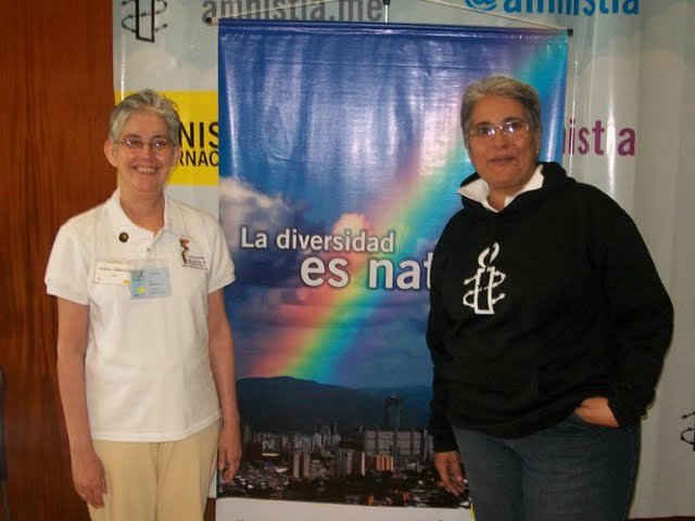 reflejosana's tweet photo. Recuerdo del 2011 @amnistia y @reflejosvzla  La diversidad es natural @LGBTIQDIVERSXS  @LGBTiDEFENSORXS  #RetratosdeOrgullo #LGBTI https://t.co/GzFnziPcGY
