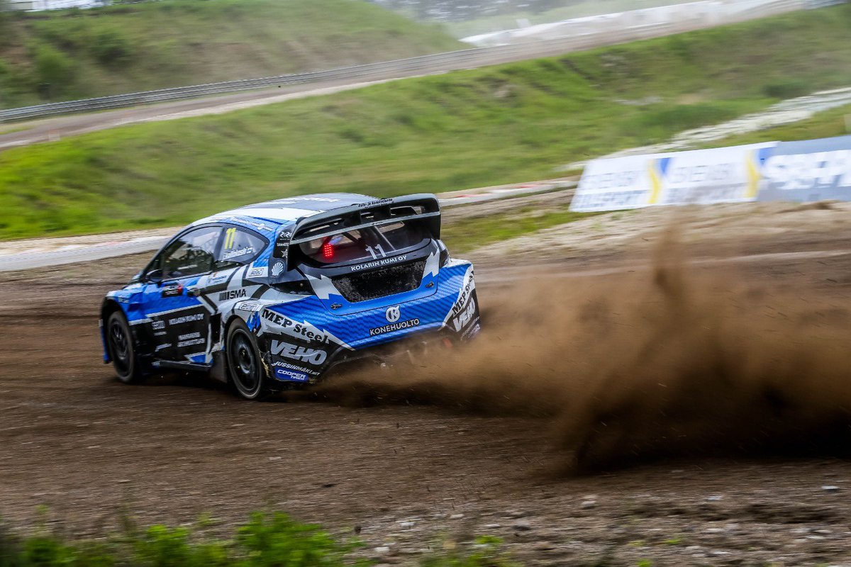 #Supercar klases fināla rezultāti - 🥇 <a href="/olieriksson/">Oliver Eriksson</a>, 🥈 <a href="/Robinlarsson_4/">Robin Larsson</a>, 🥉 Jere Kalliokoski.

#RallyXNordic #RallyXLatvia #RallyX #Rallycross