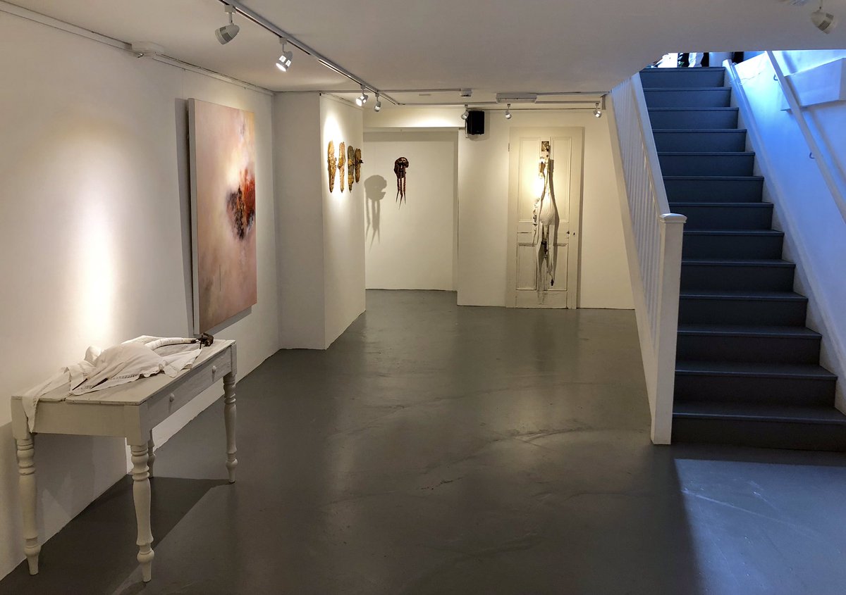 DeptfordDoesArt's tweet photo. Artists Talk today 5-6pm with our currently exhibiting artists @suzimorrisart #alidarke and #YaroslaffSoltan Come in and find out more about their individual practices and what binds them together. It’s also the last chance to see their exhibtion ‘Bring To Light’. All welcome! https://t.co/yp6FYyDTwx