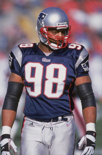 We've got Anthony Pleasant days left until the  #Patriots opener!After signing with the Pats in 2001, the defensive end spent the final 3 seasons of his 13-year NFL career in New EnglandIn '01, he was 2nd on the team with 6 sacks, and recorded 2 INTs, the only 2 of his career