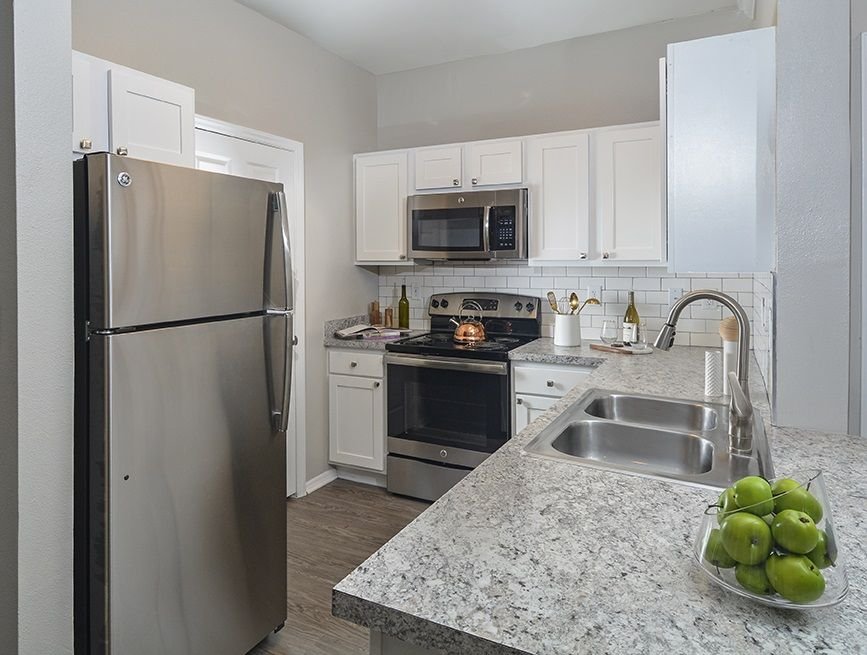 “Check out our apartment of the week! Can’t lie, we’re jealous! #apartmentgoals #clt #charlotte #uncc #apartmentliving #apartmentdecor #apartments #watertonway #addisonpark