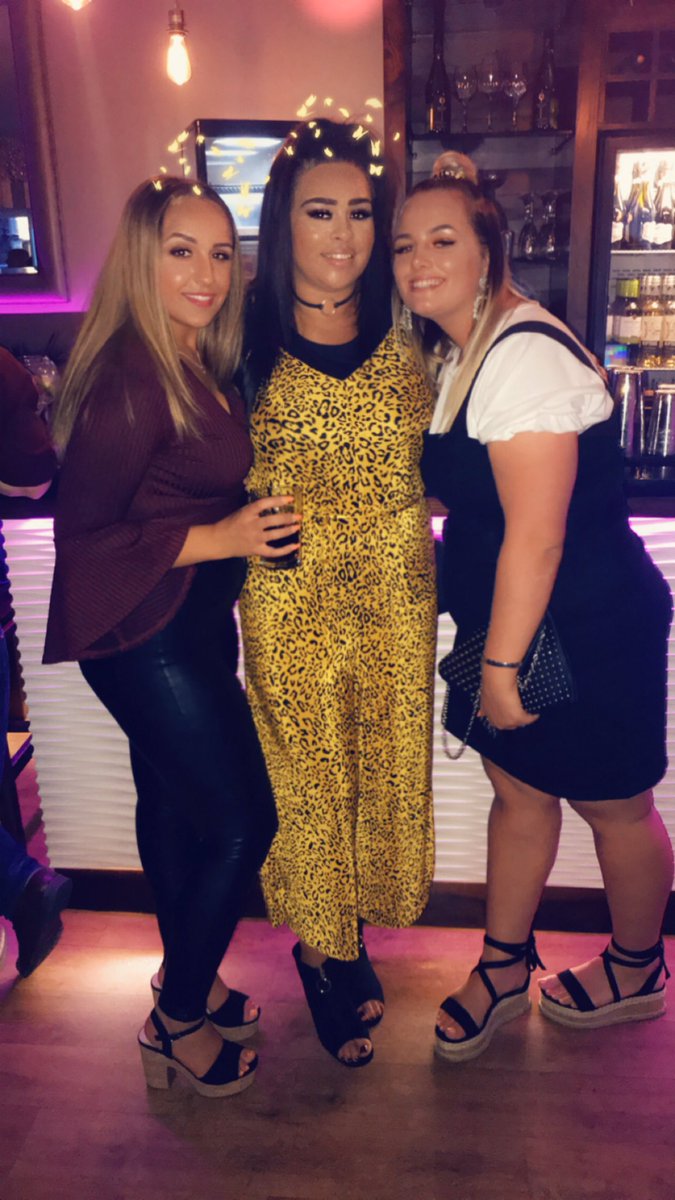 demixcheetham's tweet photo. Ladies ❤️ https://t.co/iKYv3Rk8Xw