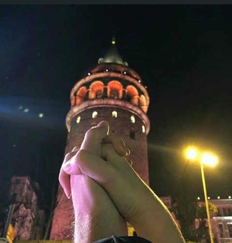 Yükselen galata gibi
Se❤iz... yükselsin ve her yeri aydınlatsın🍷🎶🎵🎸