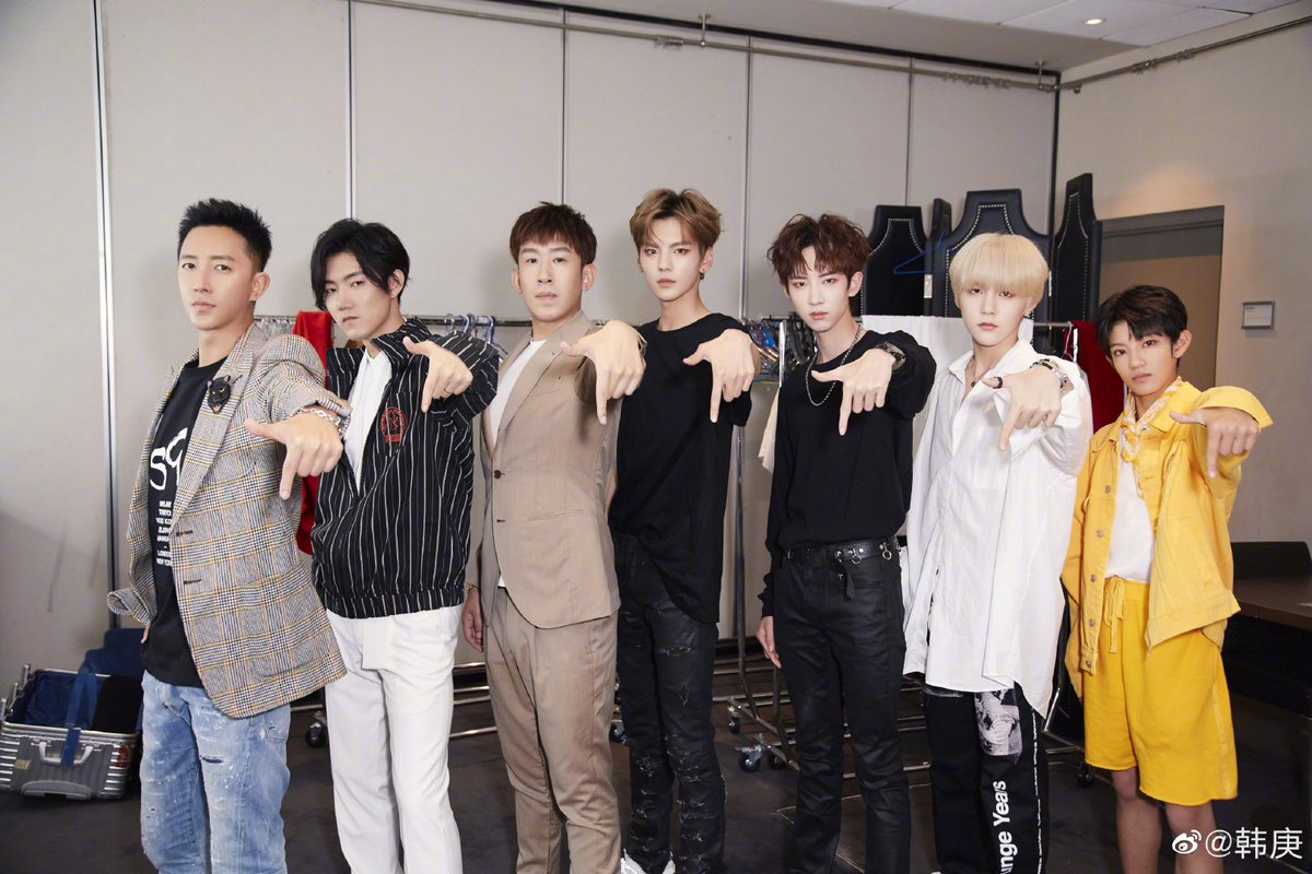 {Trans} 190602 #HanGeng Weibo Update "สวัสดีครับพวกเราคือ #เด็กตงเป่ยแห่งเยว่หัวทั้งเจ็ด ! พี่ใหญ่รายงานตัว ✋"

#BiWenjun Comment " #เด็กตงเป่ยแห่งเยว่หัวทั้งเจ็ด พี่สี่รายงานตัว"