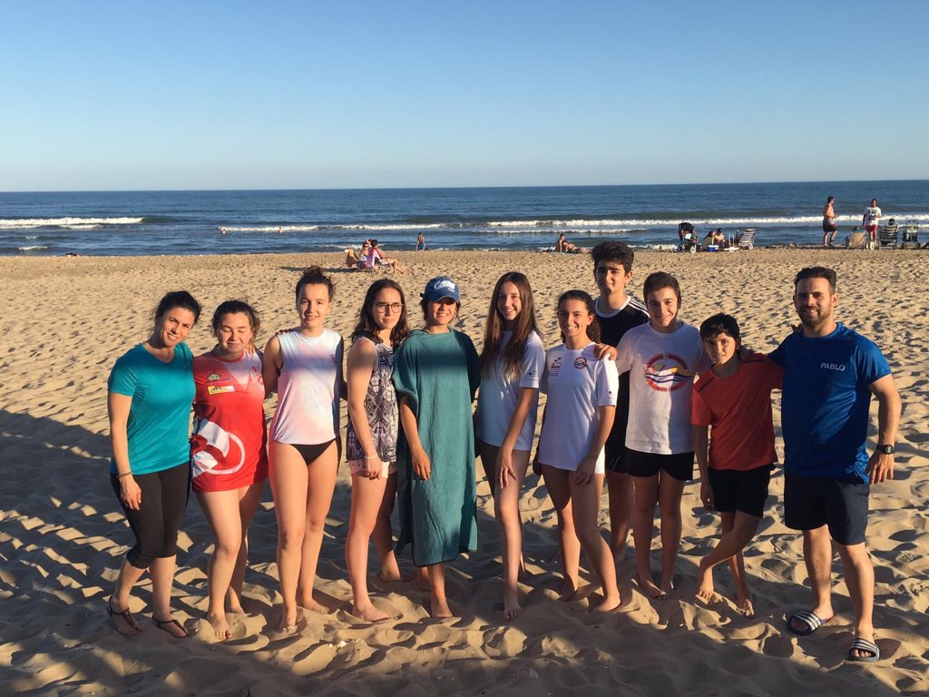 Club_Sos_Merida's tweet photo. Fantástico fin de semana de entrenamiento y competición en playas onubenses #OpenParadise #ayamonte @salysocandaluz https://t.co/XTU9WlAdrw